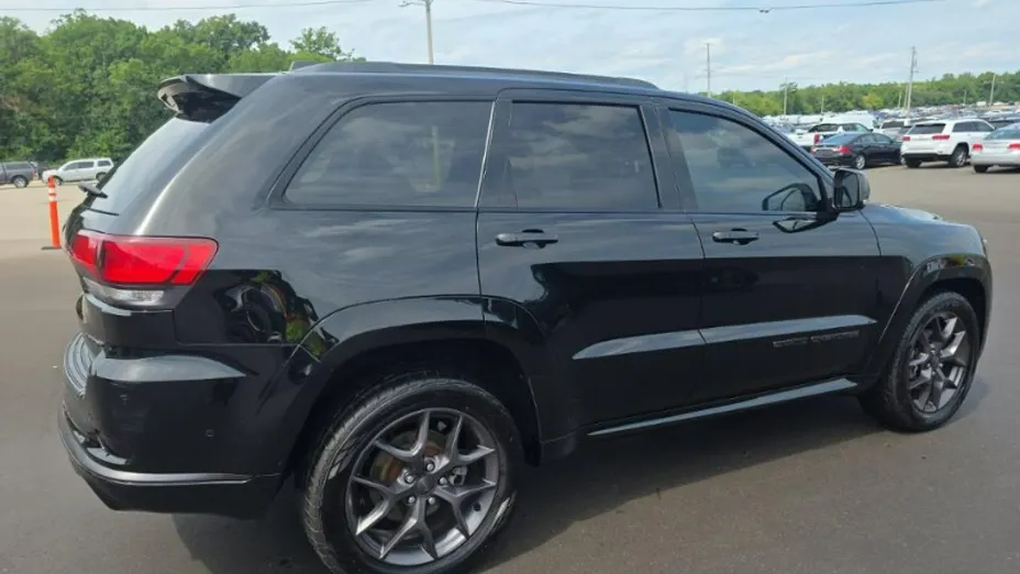JEEP Grand Cherokee -