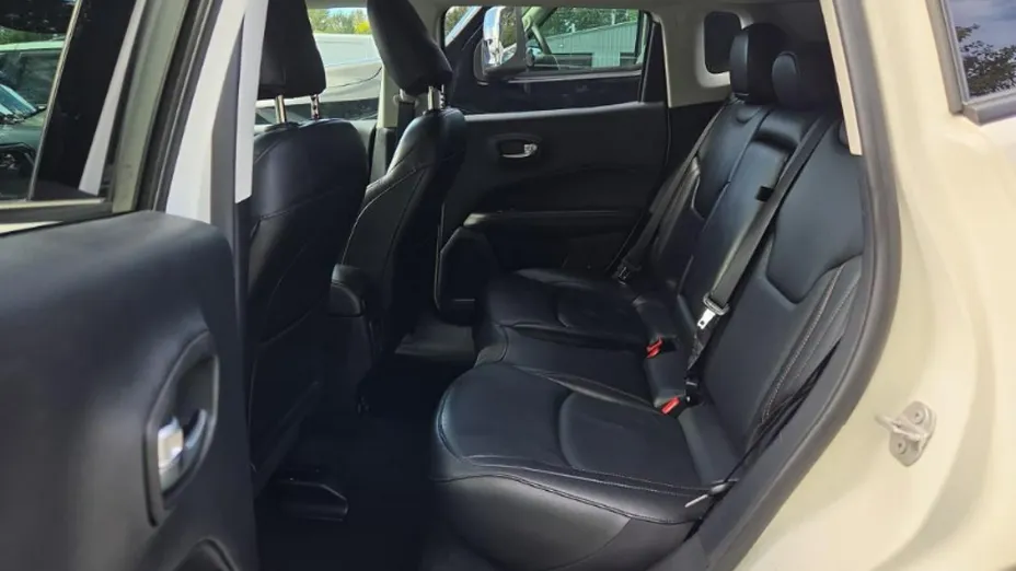 JEEP Compass -