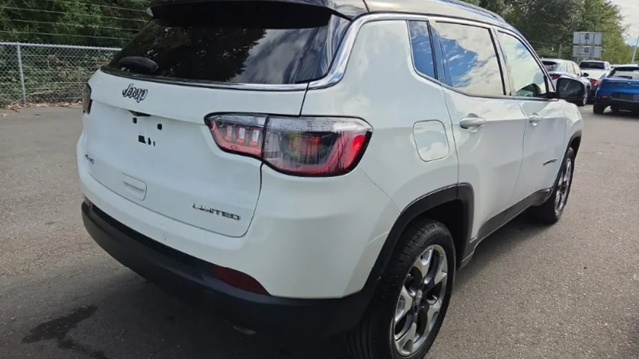 JEEP Compass -