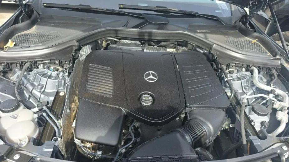 MERCEDES-BENZ GLC -