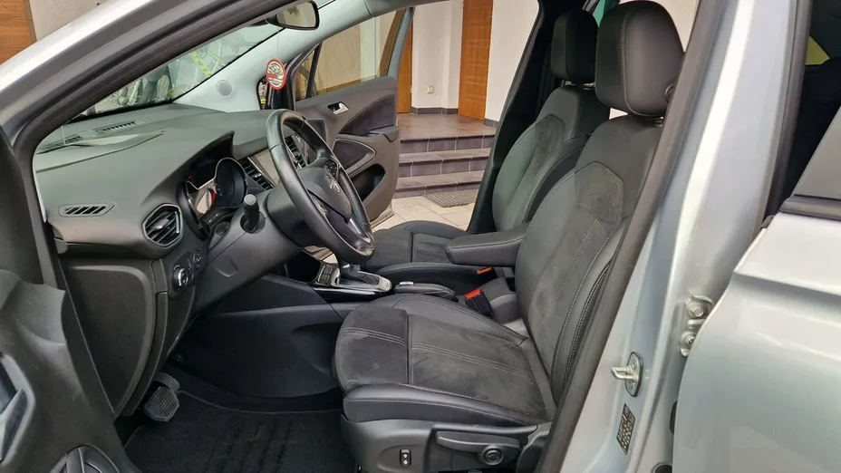 OPEL Crossland -