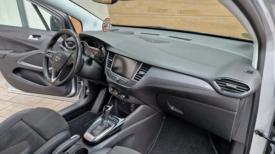OPEL Crossland -