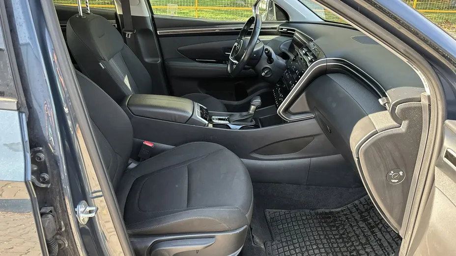 HYUNDAI Tucson -