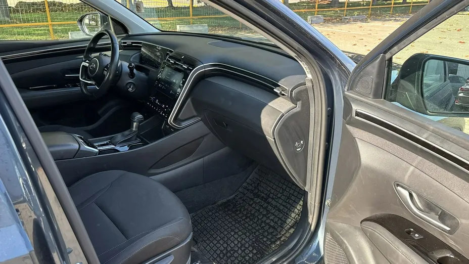 HYUNDAI Tucson -