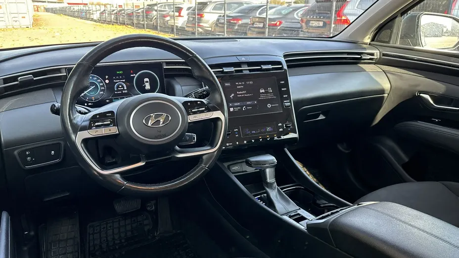 HYUNDAI Tucson -