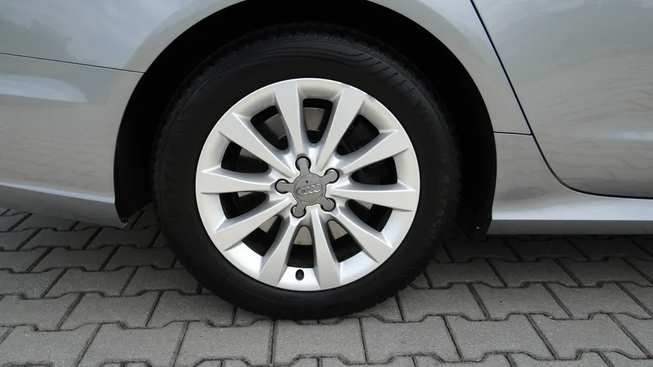 AUDI A6 Avant -