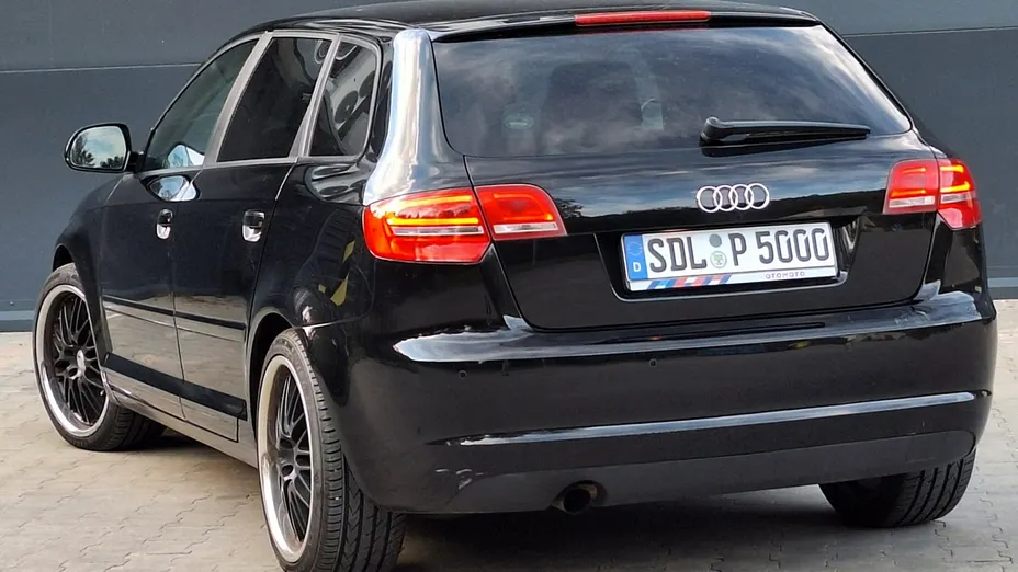 AUDI A3 Sportback -