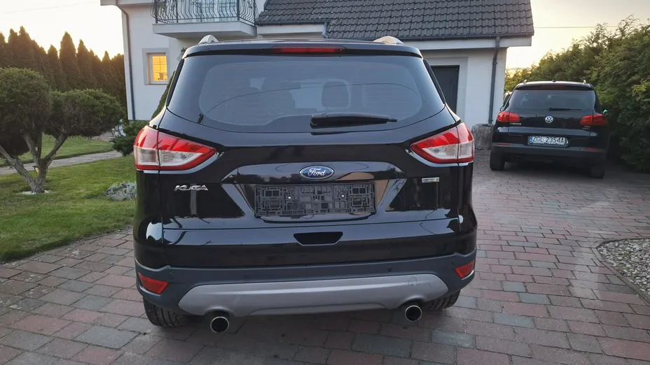 FORD Kuga -
