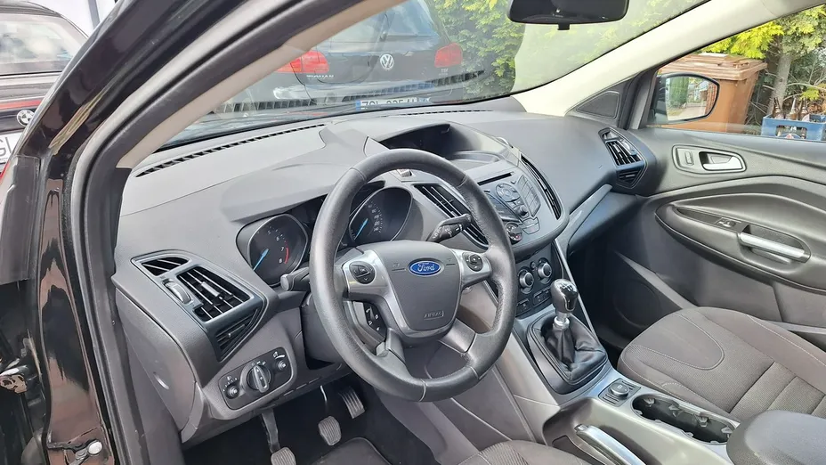 FORD Kuga -