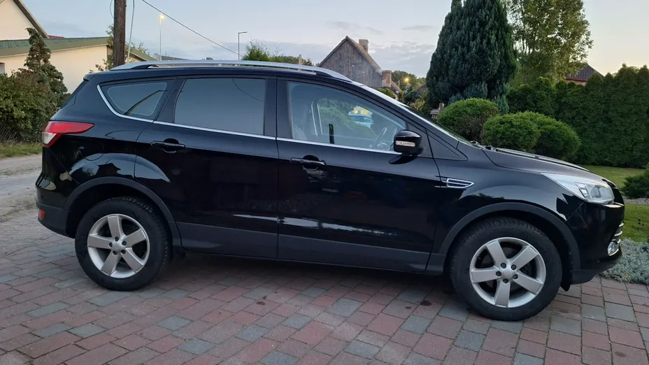 FORD Kuga -