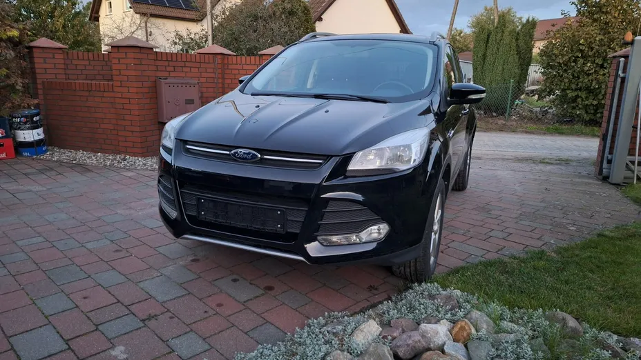 FORD Kuga -