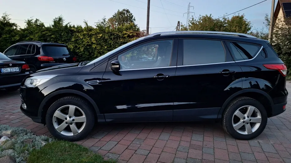 FORD Kuga -