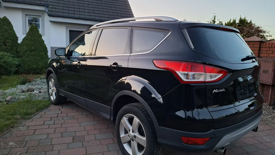 FORD Kuga -