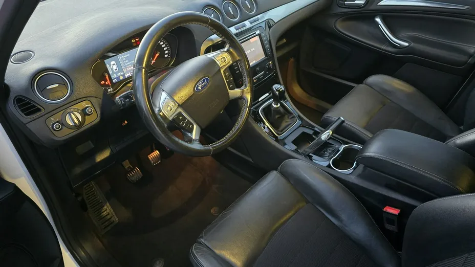FORD S-MAX -