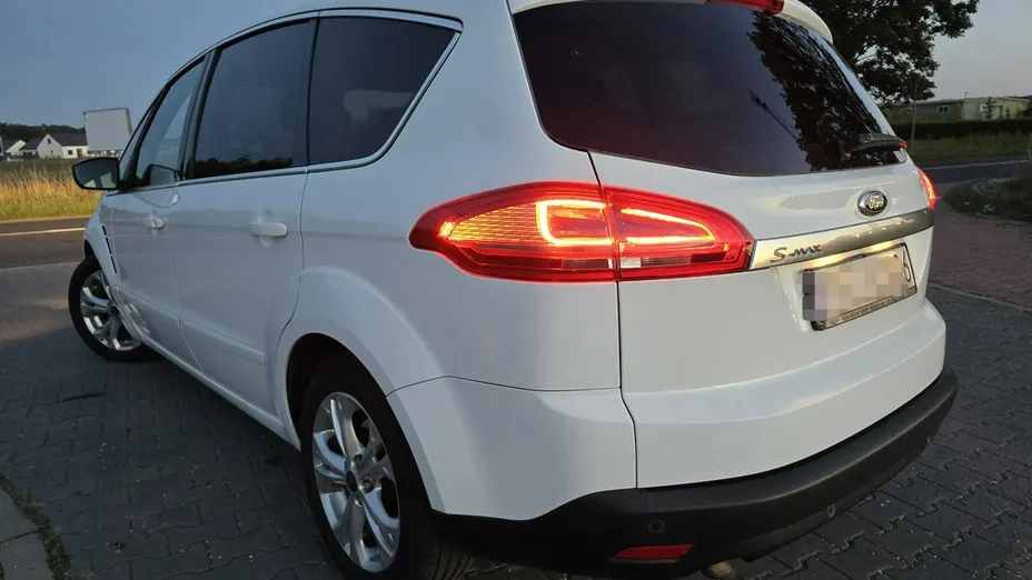 FORD S-MAX -