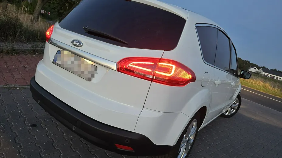 FORD S-MAX -