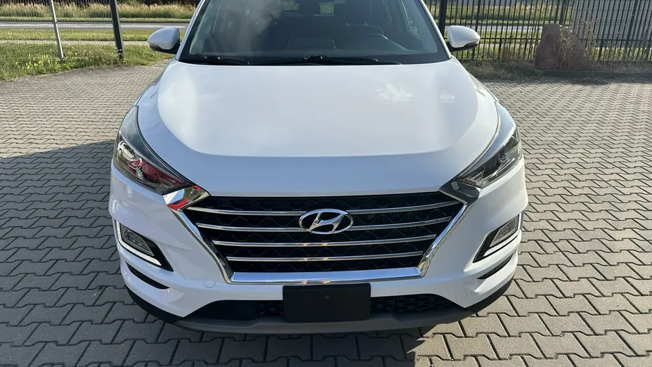 HYUNDAI Tucson -