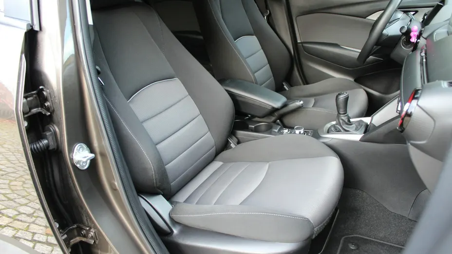 MAZDA CX-3 -