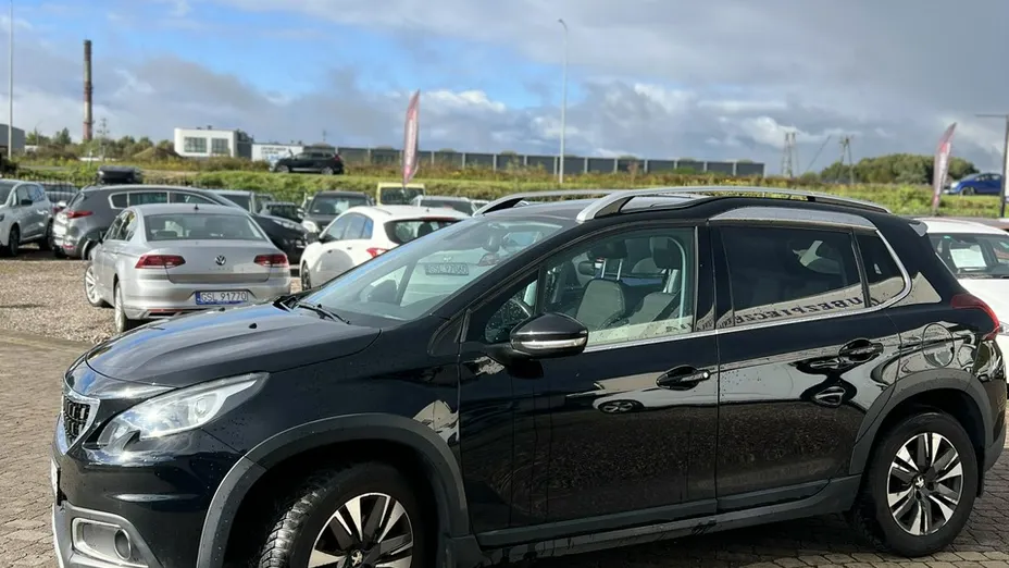 PEUGEOT 2008 -