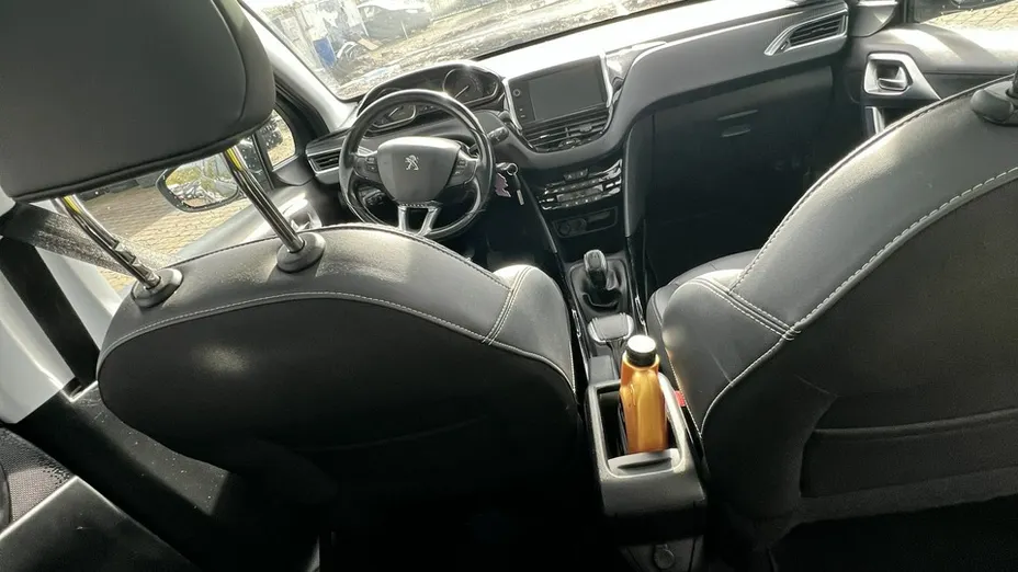 PEUGEOT 2008 -