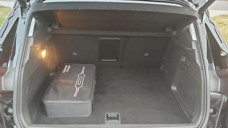 OPEL Grandland X -