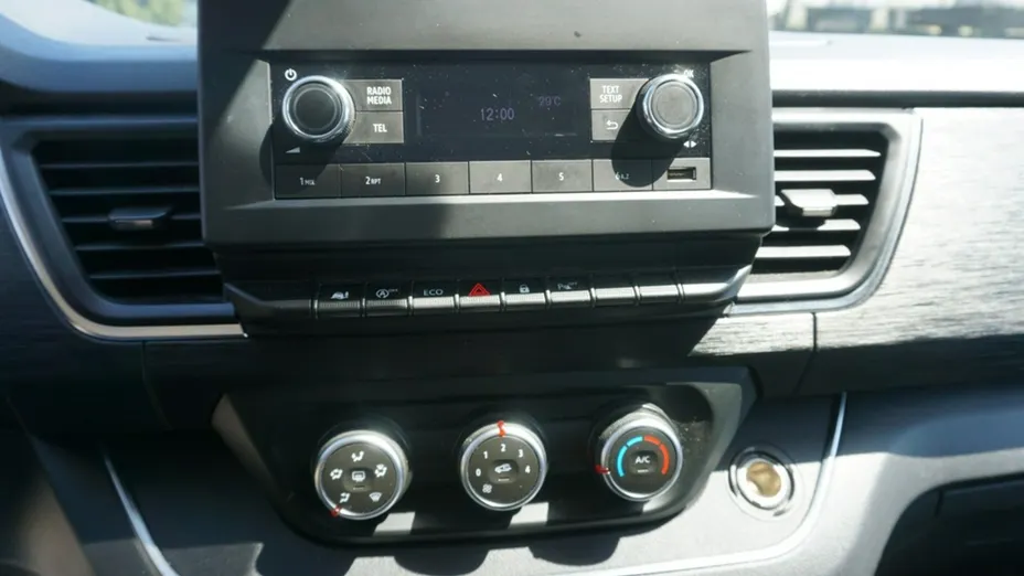 RENAULT Trafic -