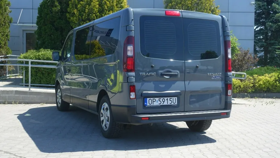 RENAULT Trafic -