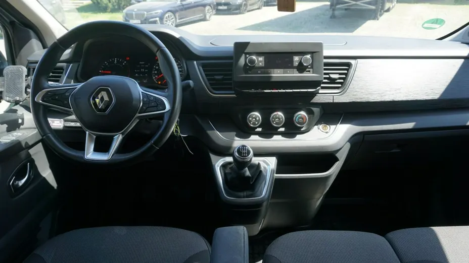 RENAULT Trafic -