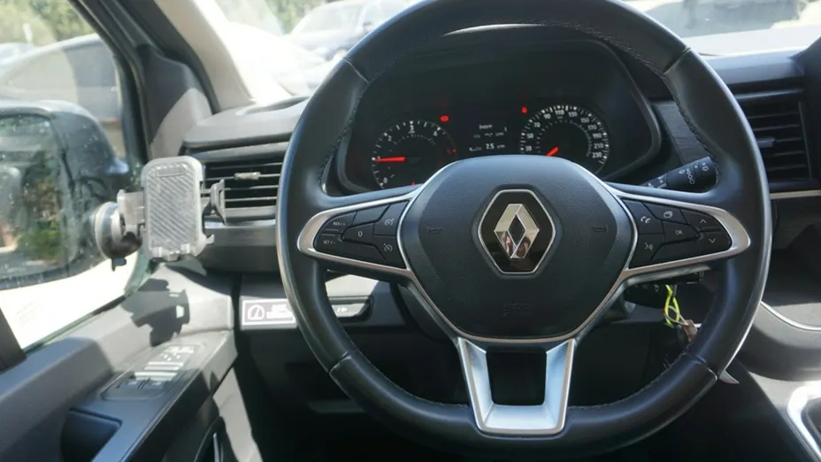 RENAULT Trafic -