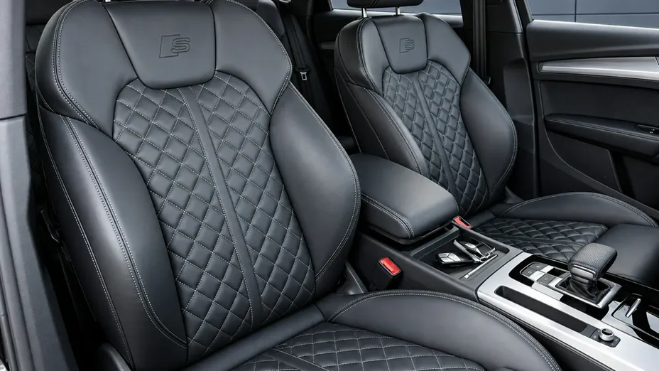 AUDI Q5 -