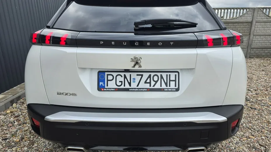 PEUGEOT 2008 -