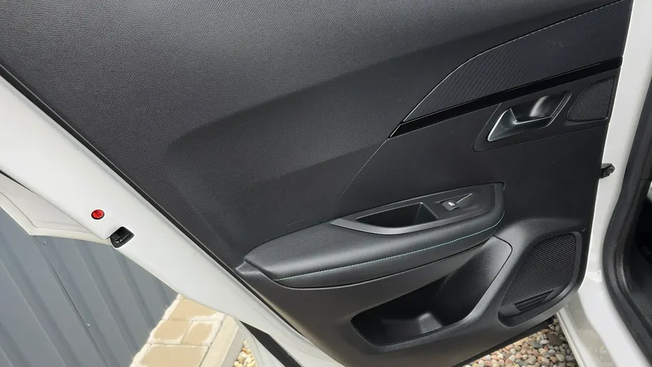 PEUGEOT 2008 -
