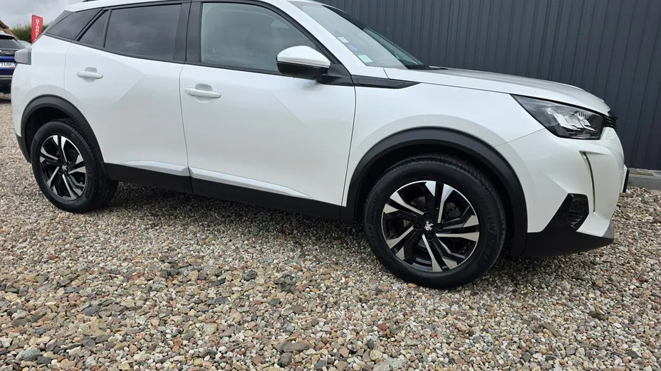 PEUGEOT 2008 -