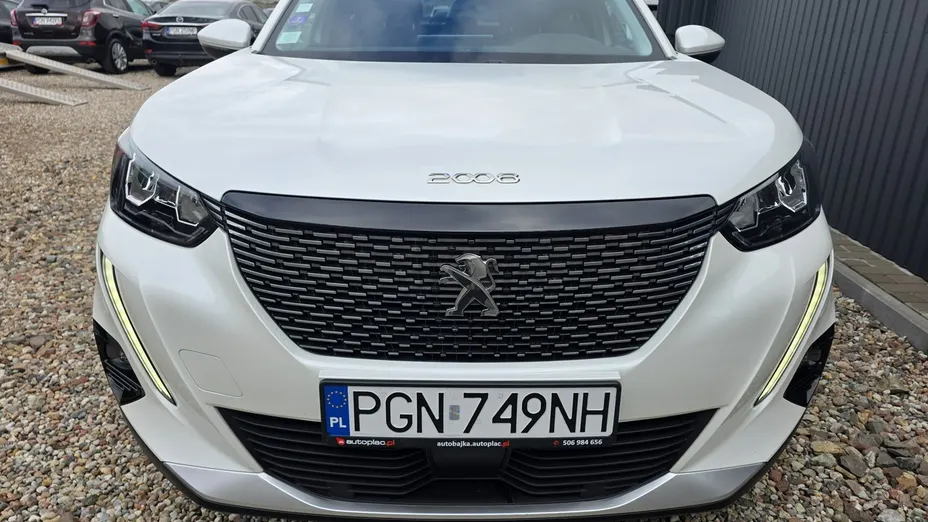 PEUGEOT 2008 -