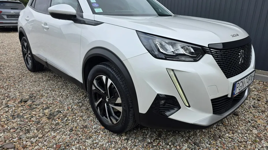 PEUGEOT 2008 -