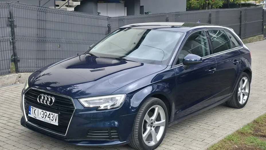 AUDI A3 Sportback -