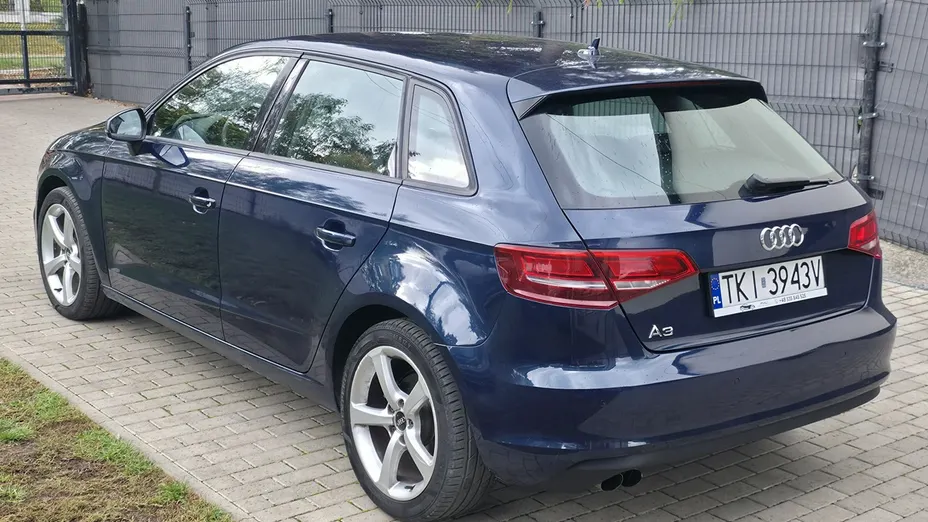 AUDI A3 Sportback -
