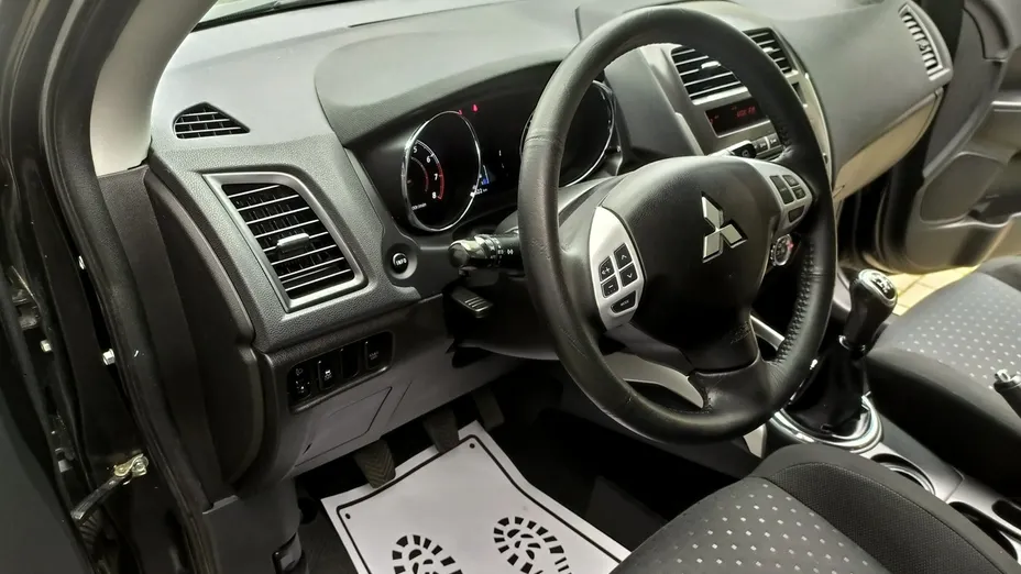 MITSUBISHI ASX -