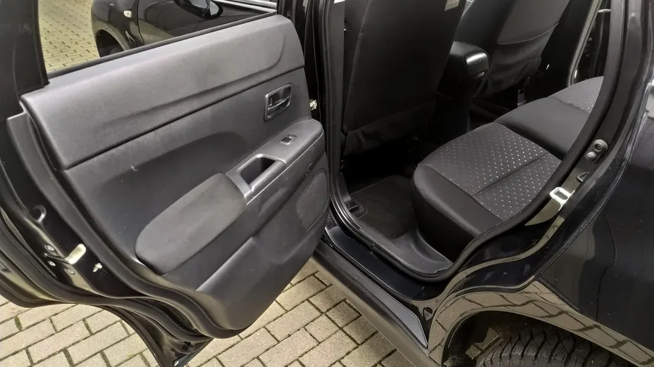 MITSUBISHI ASX -