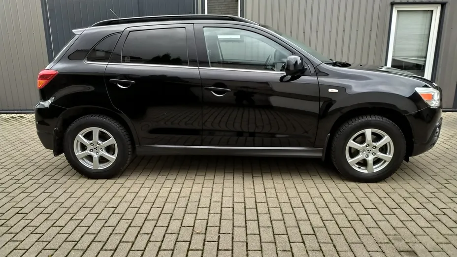 MITSUBISHI ASX -