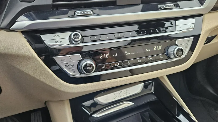 BMW X3 -