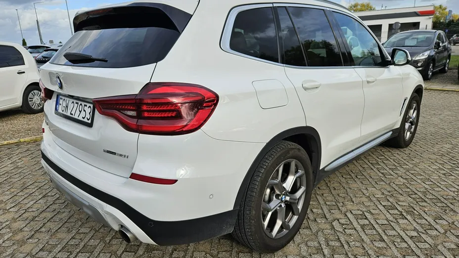 BMW X3 -