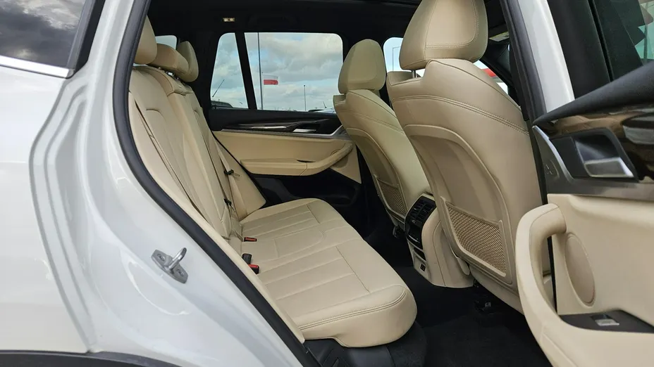 BMW X3 -