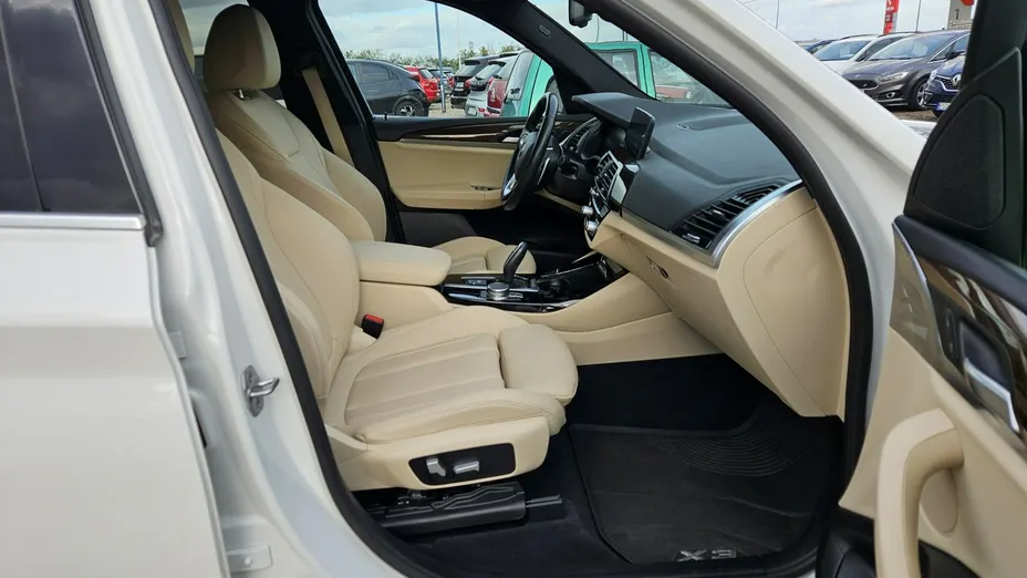 BMW X3 -