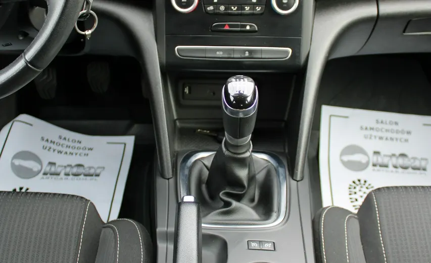 RENAULT Megane -