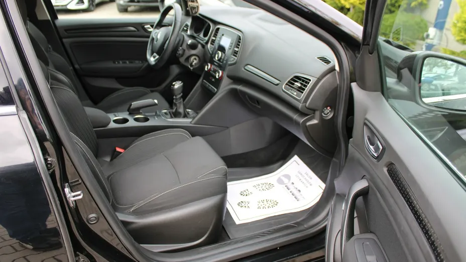 RENAULT Megane -