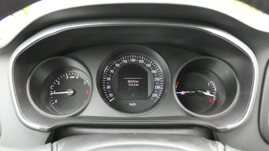 RENAULT Megane -
