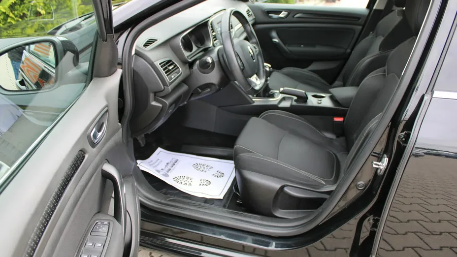 RENAULT Megane -