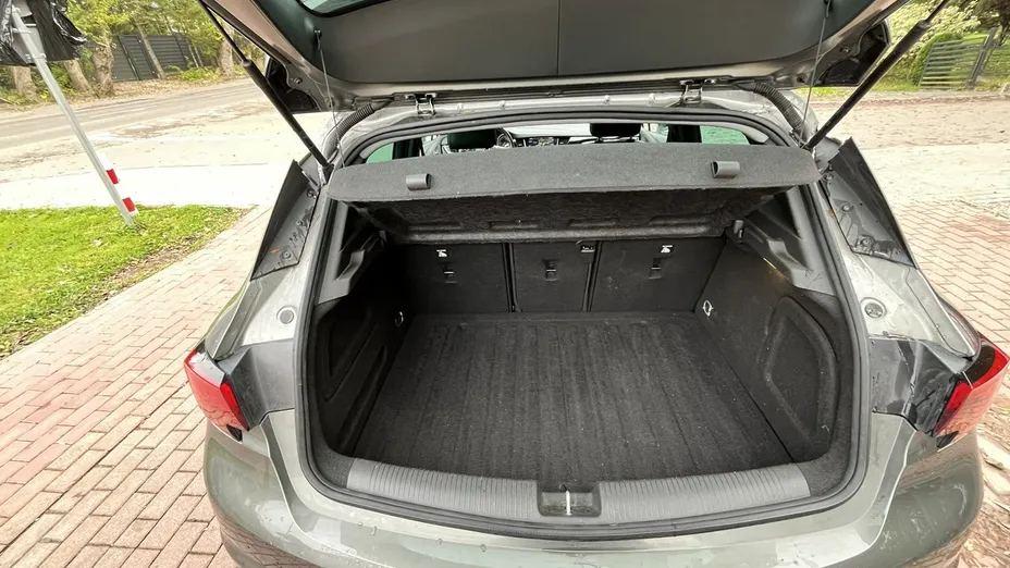 OPEL Astra -