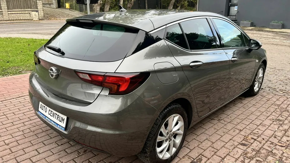 OPEL Astra -